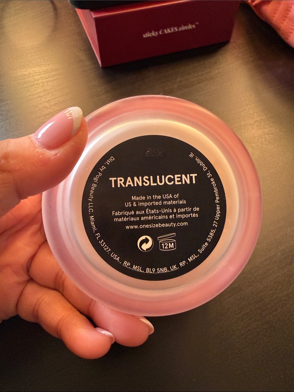 OneSize Translucent Setting Powder - Picture 2 of 4